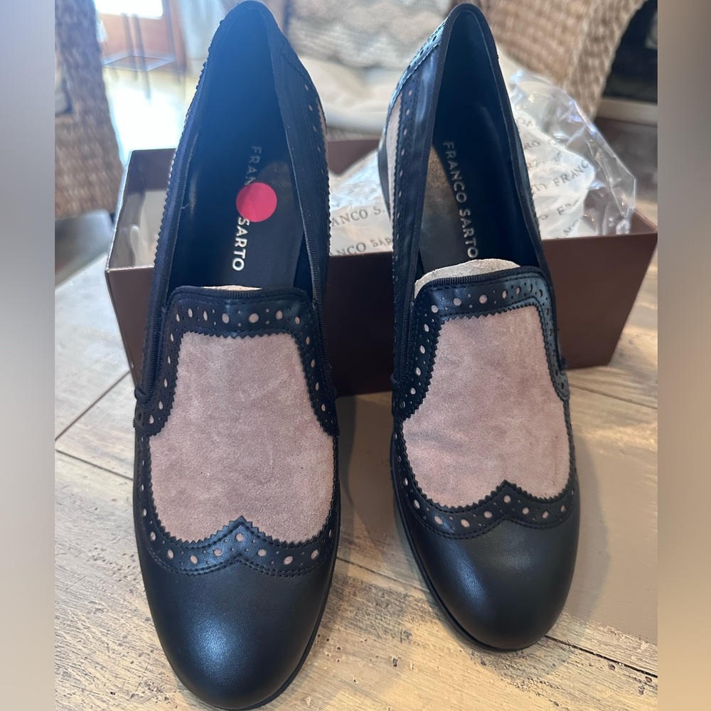 NEW Wingtip Franco Sarto Loafers 9.5